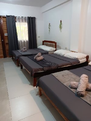 Maui Homestay  — Transient House in General Luna, Surigao del Norte